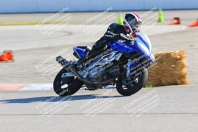 media/Jan-20-2023-Fastrack Riders (Fri) [[f2ad32aba3]]/Level 1/session 5 turn 13/